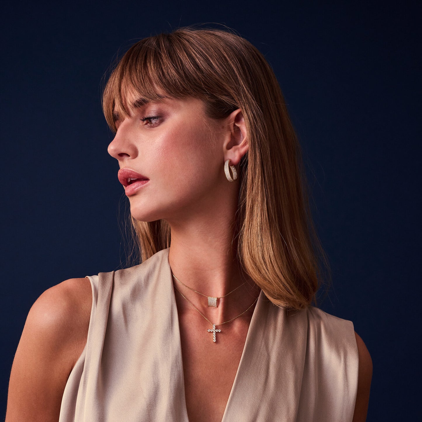 18K gold plated | White