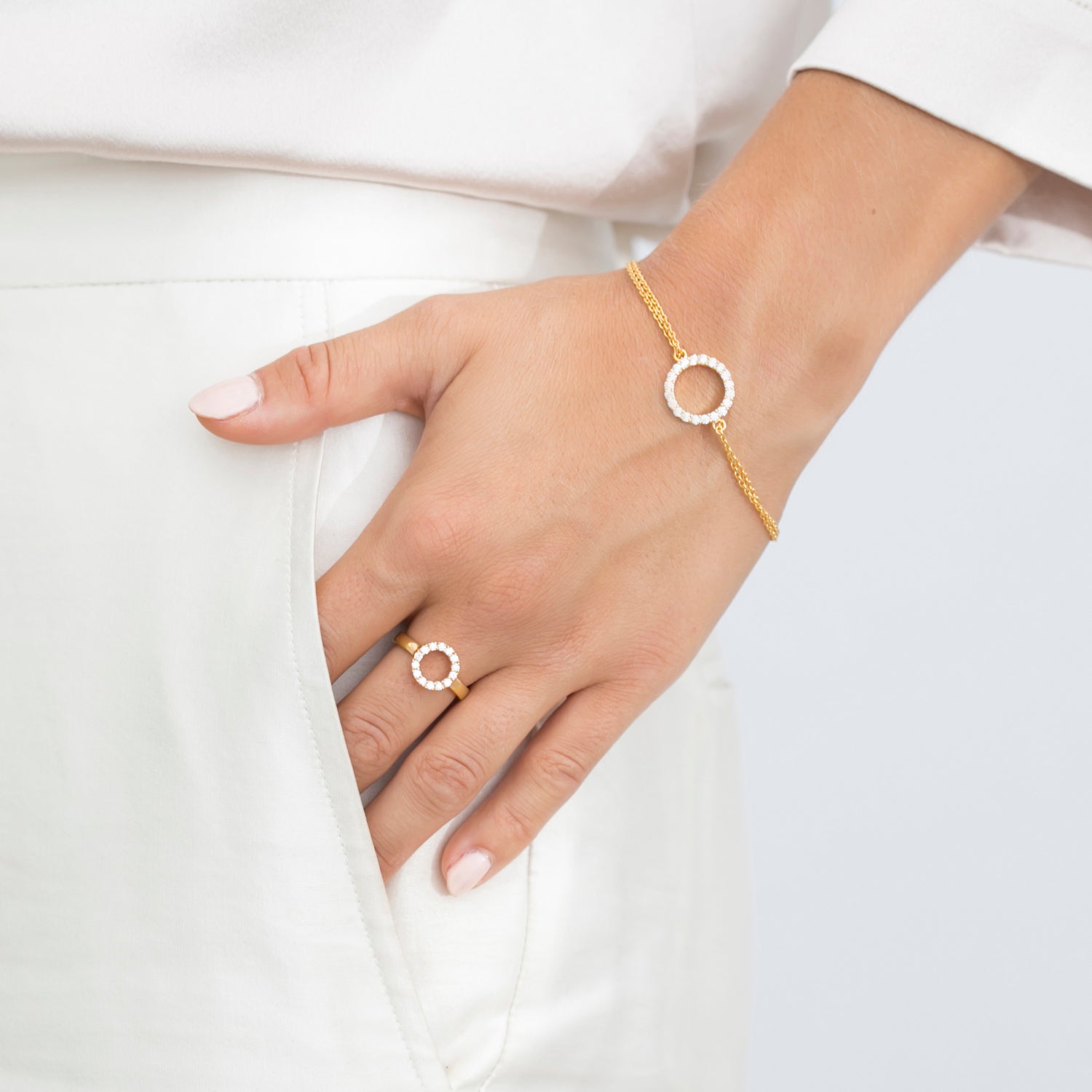 18K gold plated | White | 60, 18K gold plated | White | 58, 18K gold plated | White | 56, 18K gold plated | White | 54, 18K gold plated | White | 52, 18K gold plated | White | 50