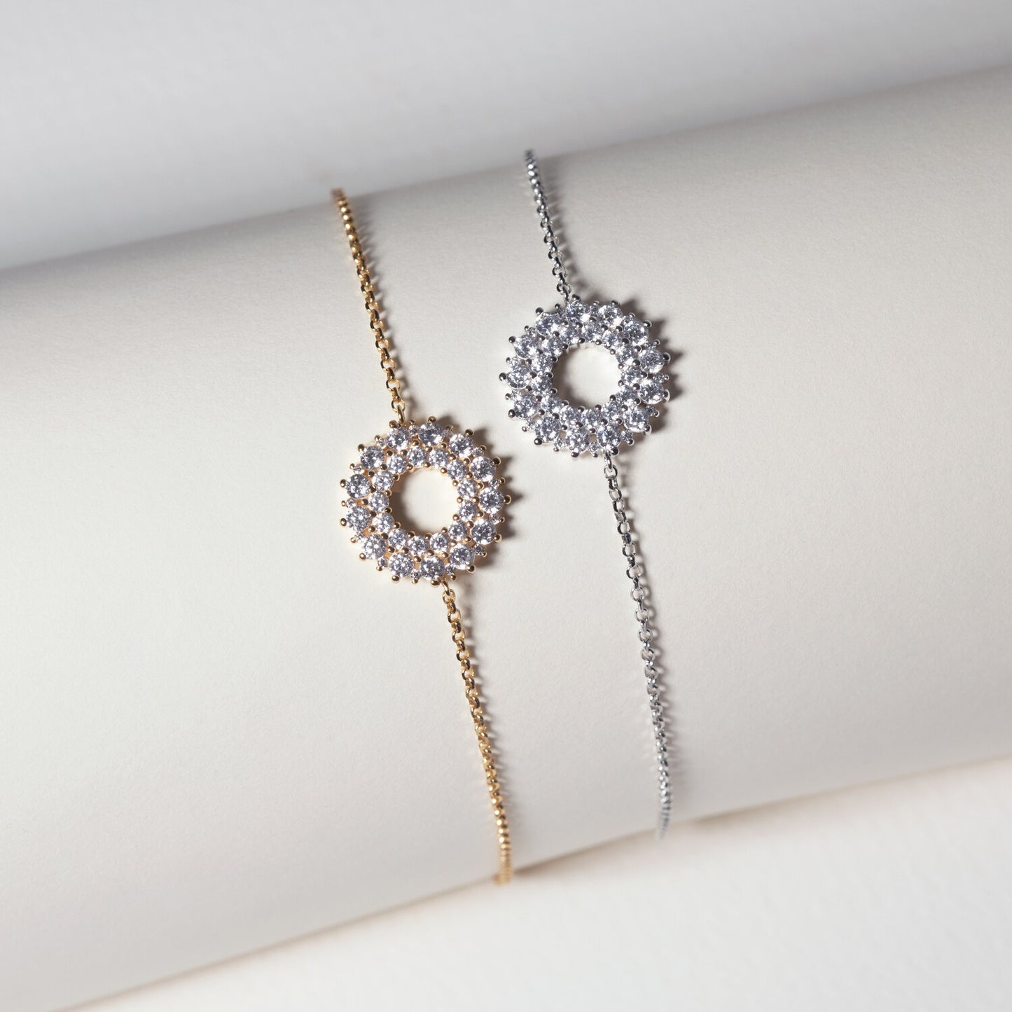 18K gold plated | White