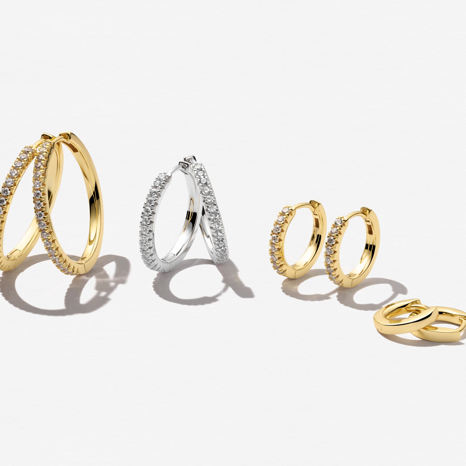 18K gold plated | White | Medio
