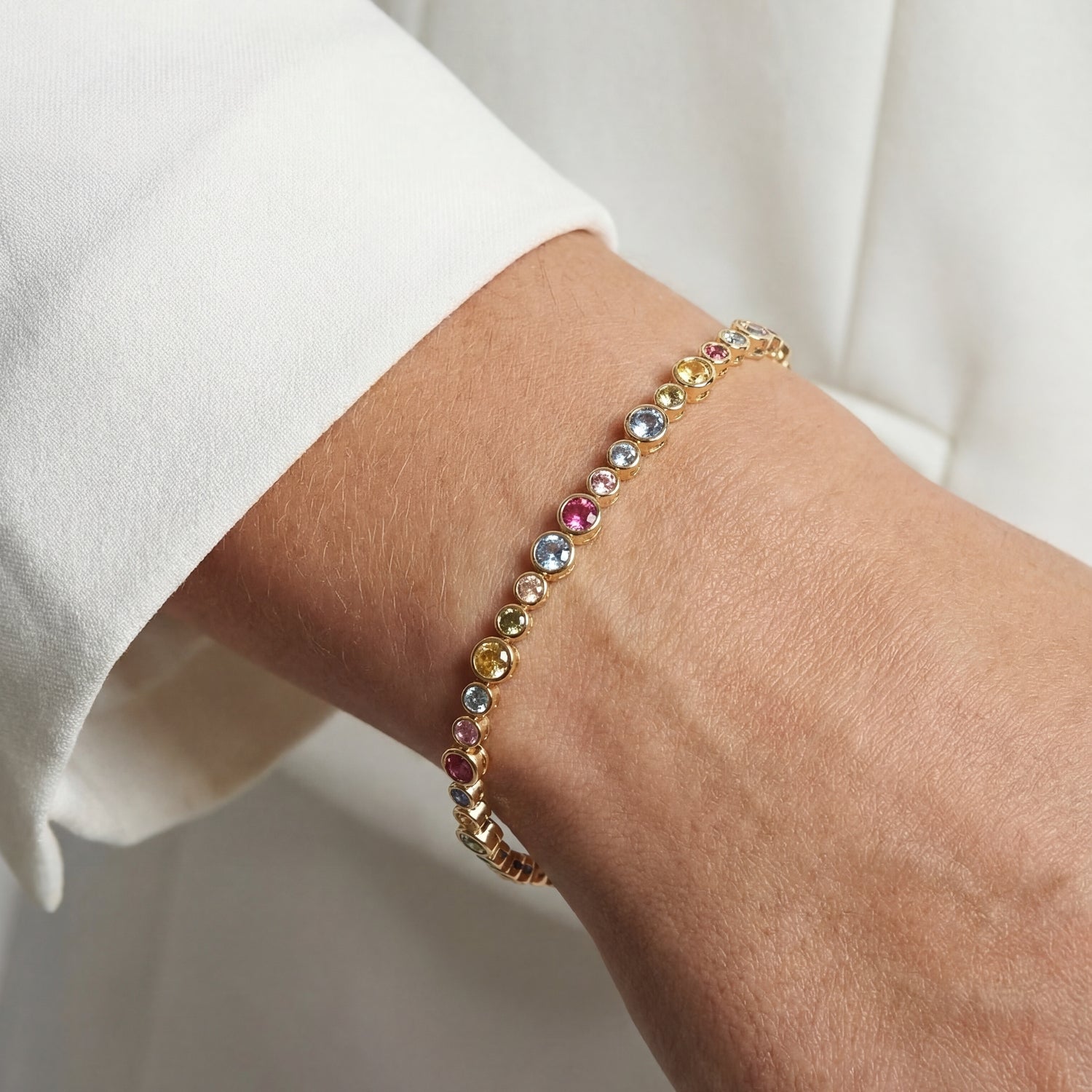 18K gold plated | White