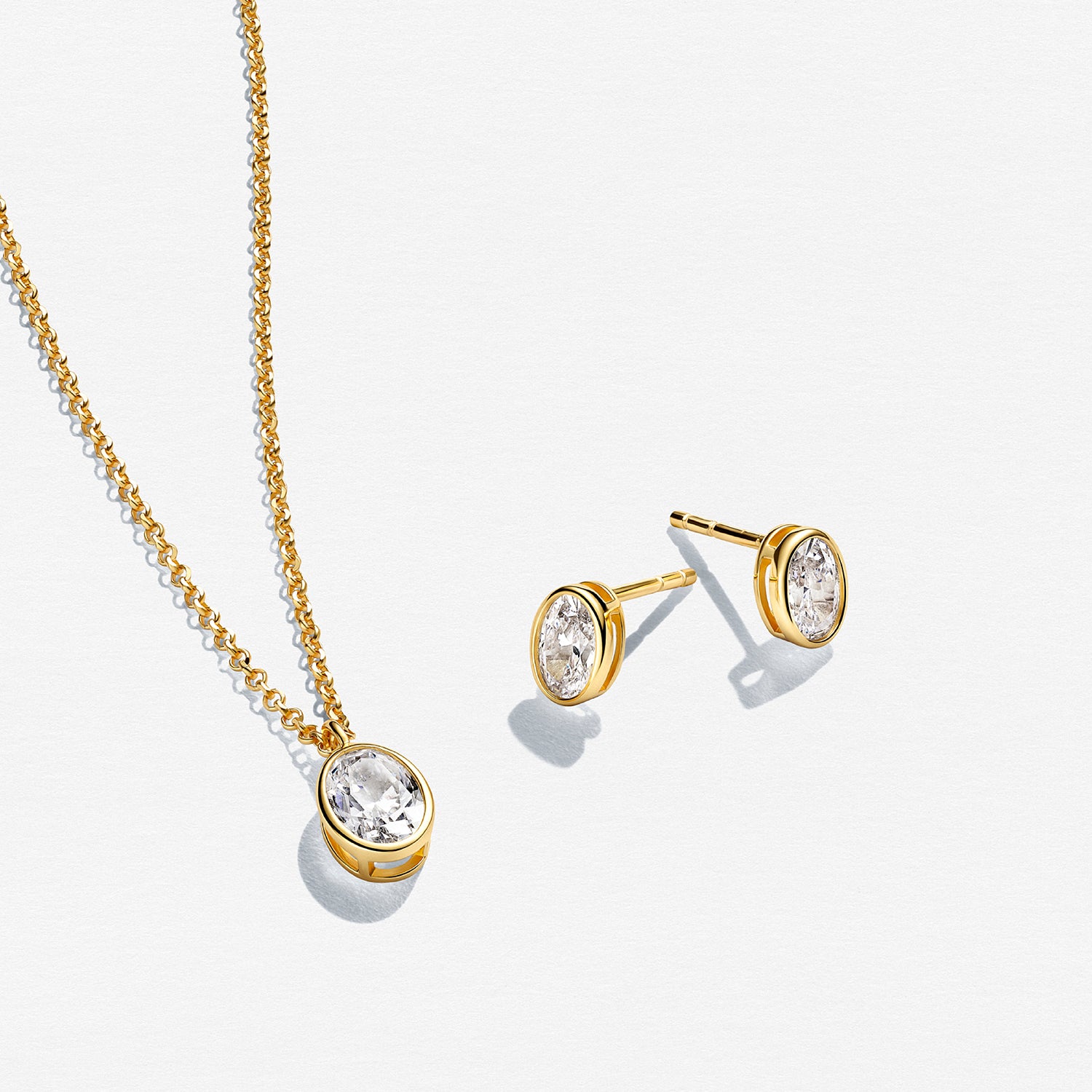 18K gold plated | White