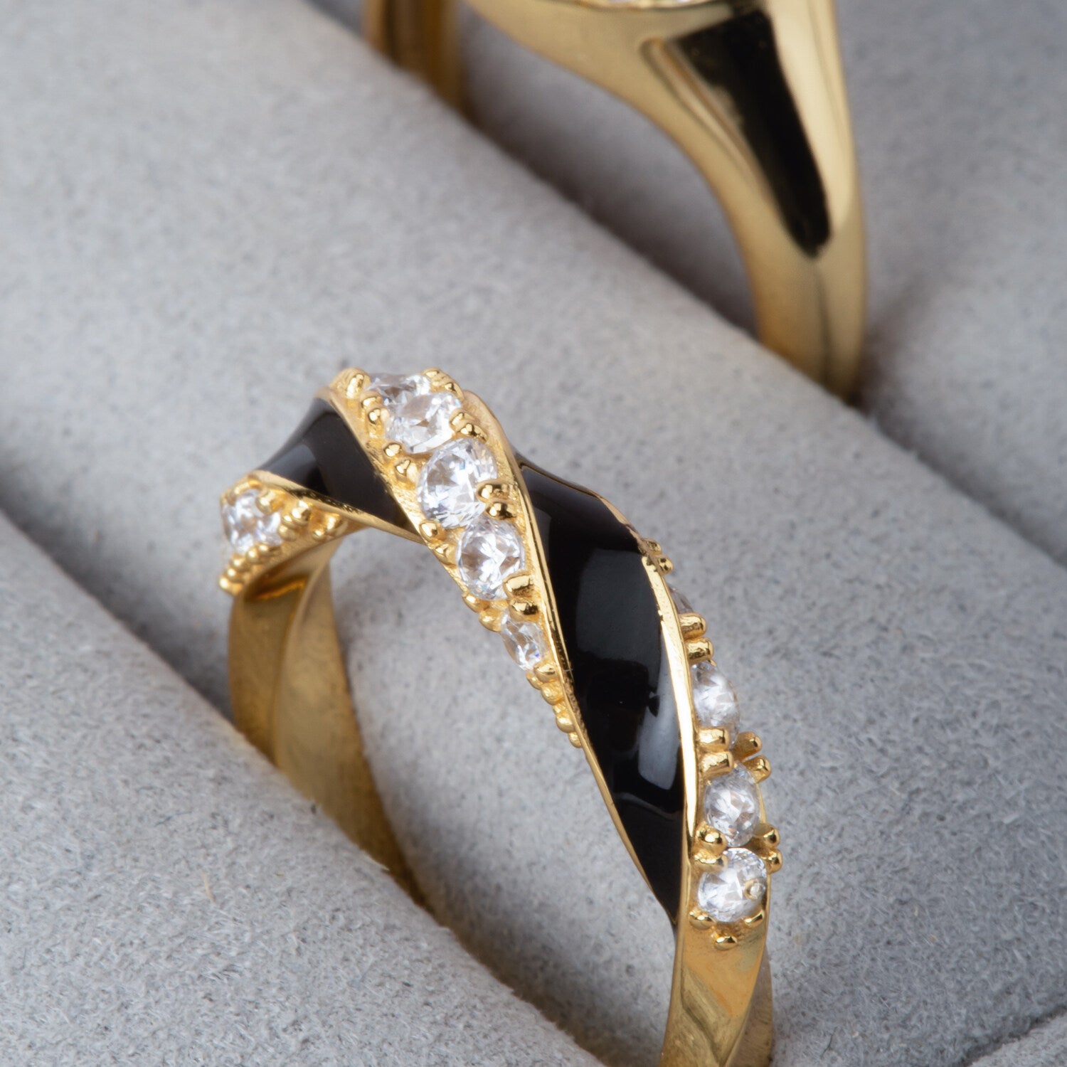 Ring Ferrara – Sif Jakobs Jewellery